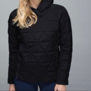 NWOT lululemon down pullover size 8